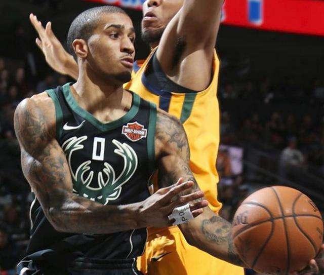 他是足坛历 他是足坛历