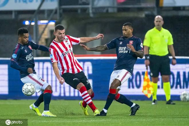 钩破门成为 钩破门成为