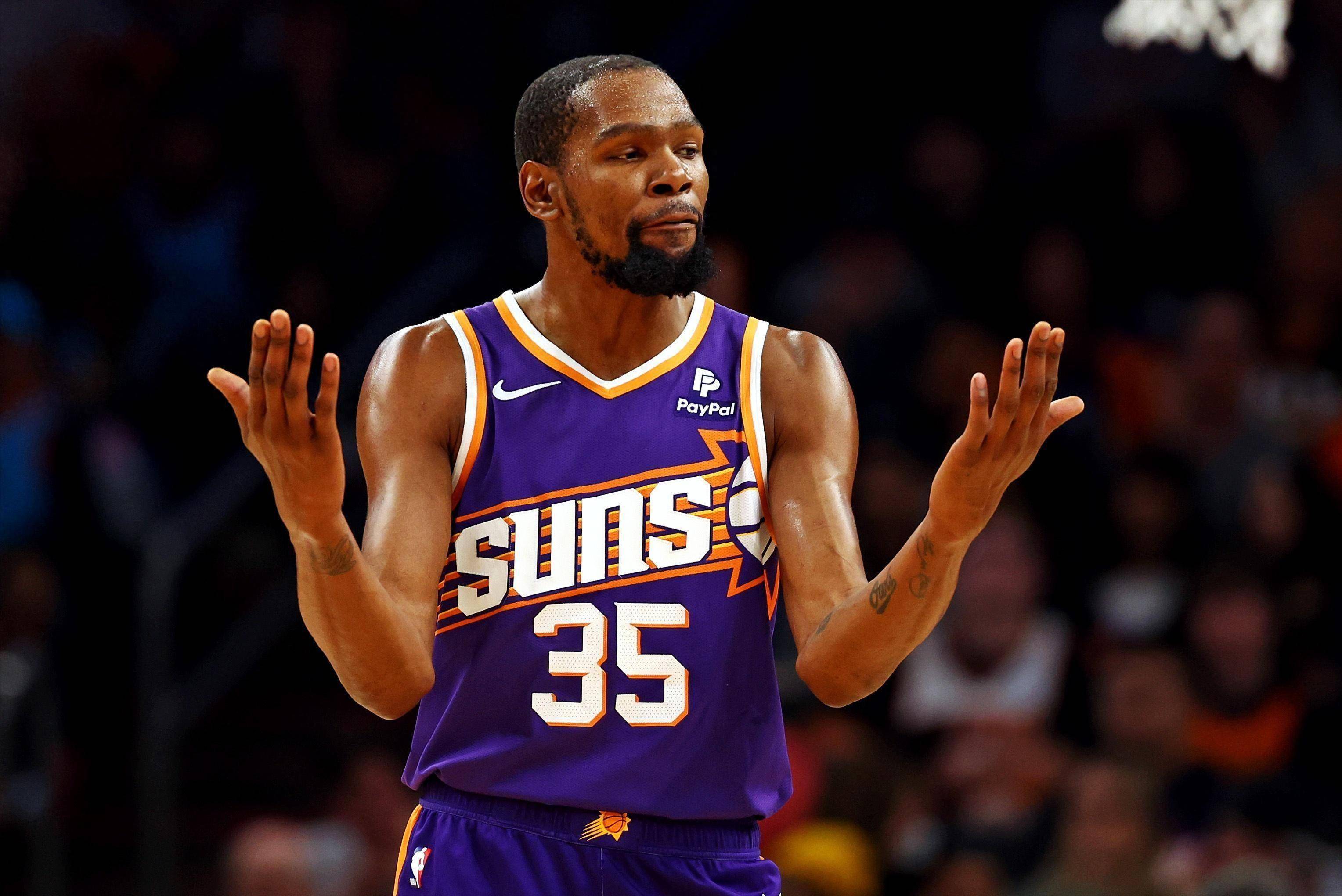 转身朝场边 转身朝场边