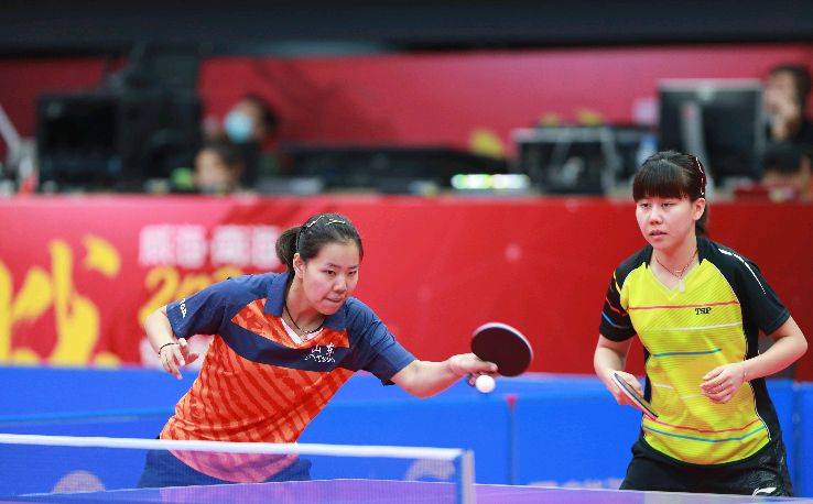 队身上屡屡 队身上屡屡